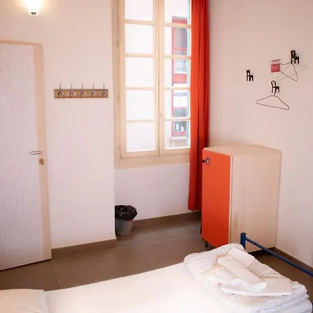 Abbey Hostel *